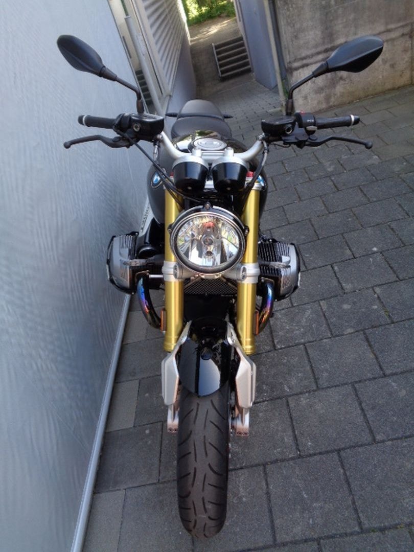 BMW R NINE T-showroom-element-2