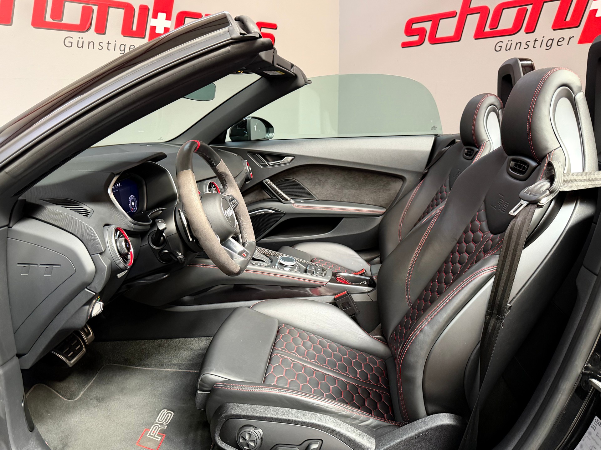 AUDI TT Roadster TTRS S-tronic-image-12