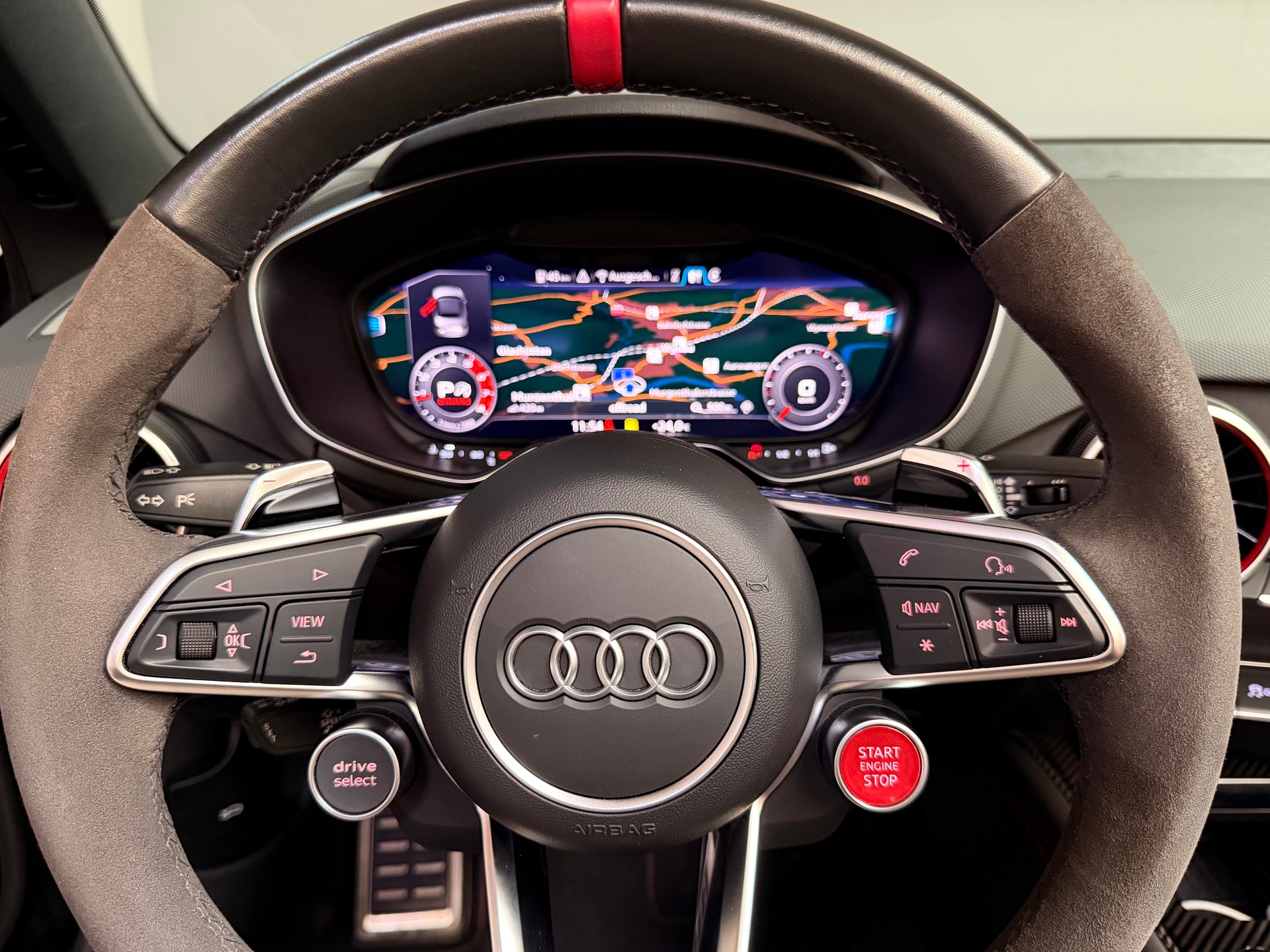 AUDI TT Roadster TTRS S-tronic-image-22