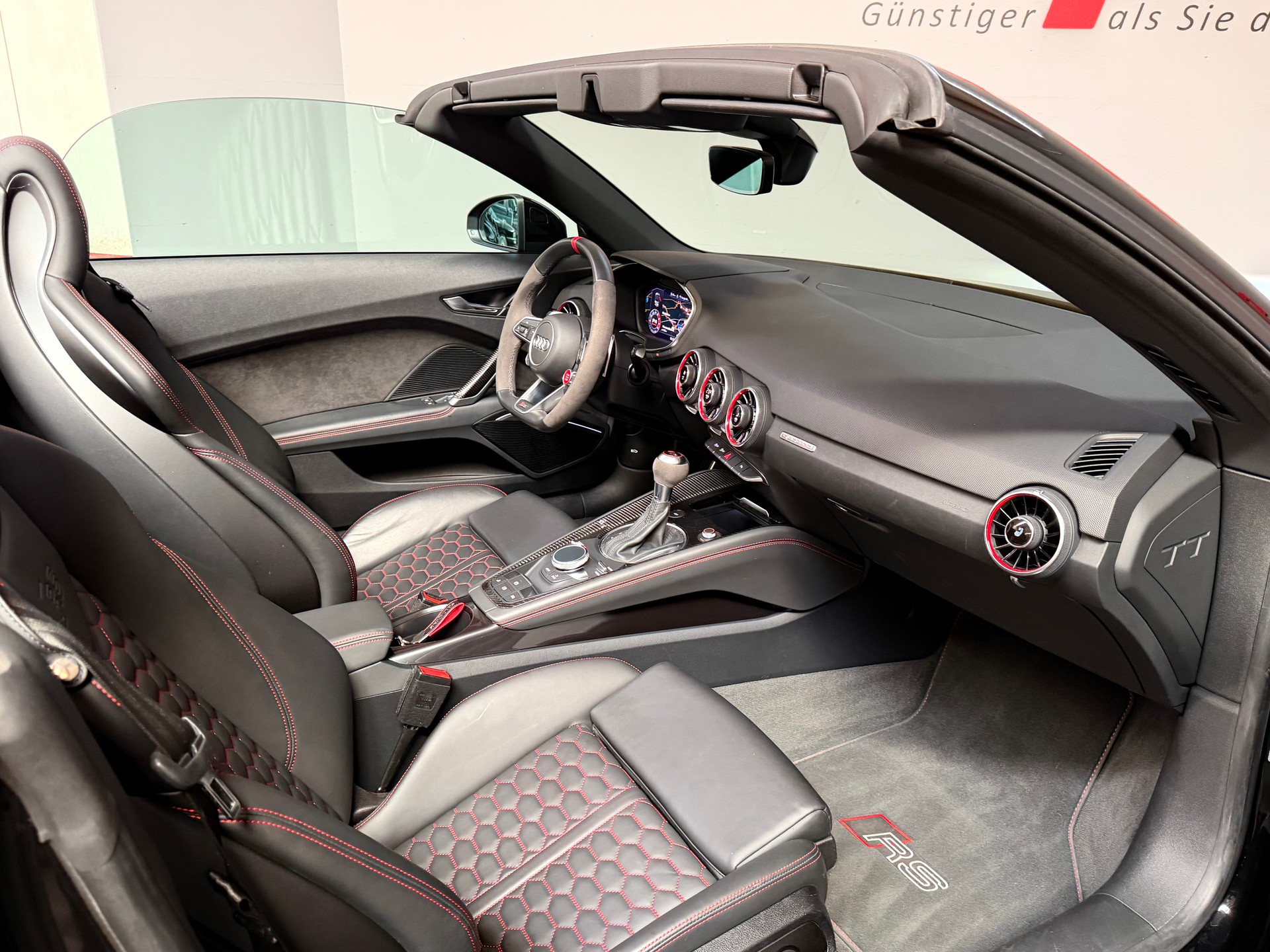 AUDI TT Roadster TTRS S-tronic-image-15