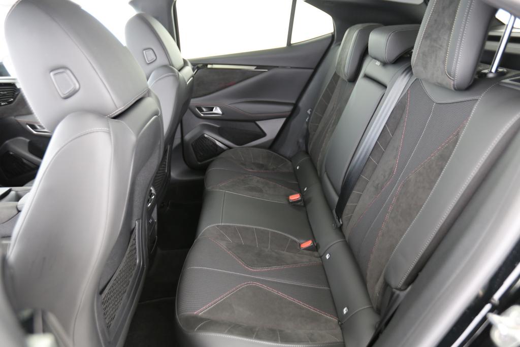 DS AUTOMOBILES 4 1.6 E-Tense Ligne Noire-image-8