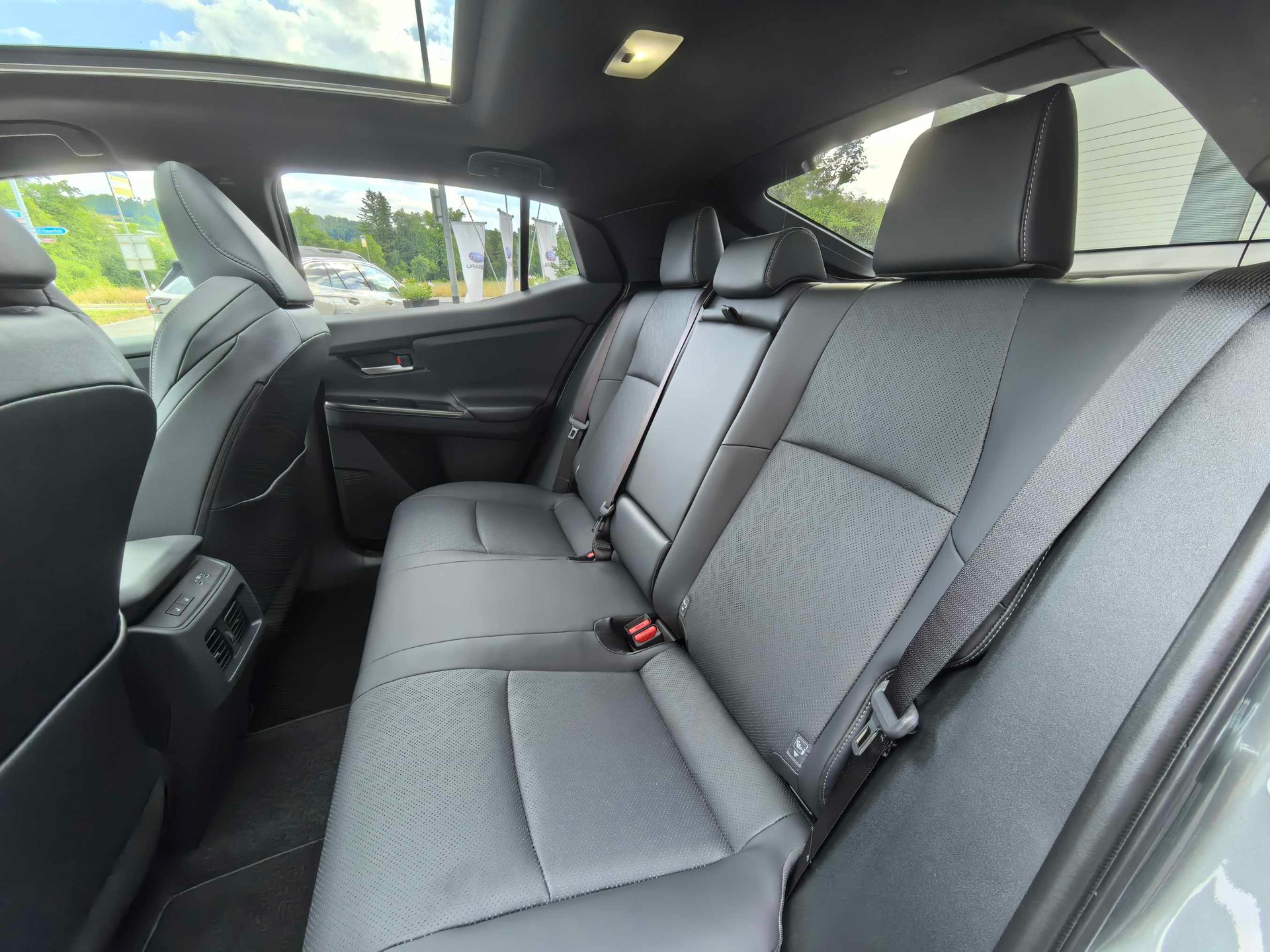 SUBARU Uncharted eV Luxury 77 kWh AWD-image-9