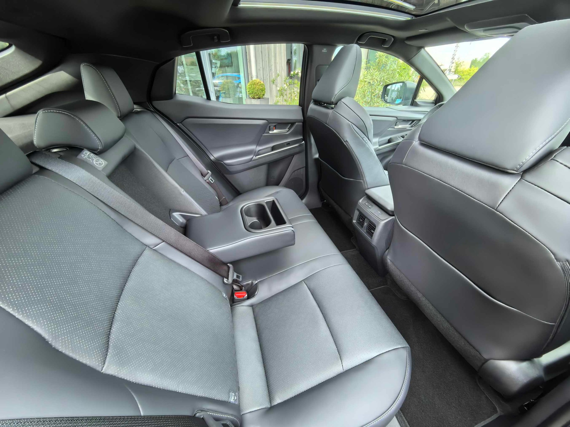 SUBARU Uncharted eV Luxury 77 kWh AWD-image-11