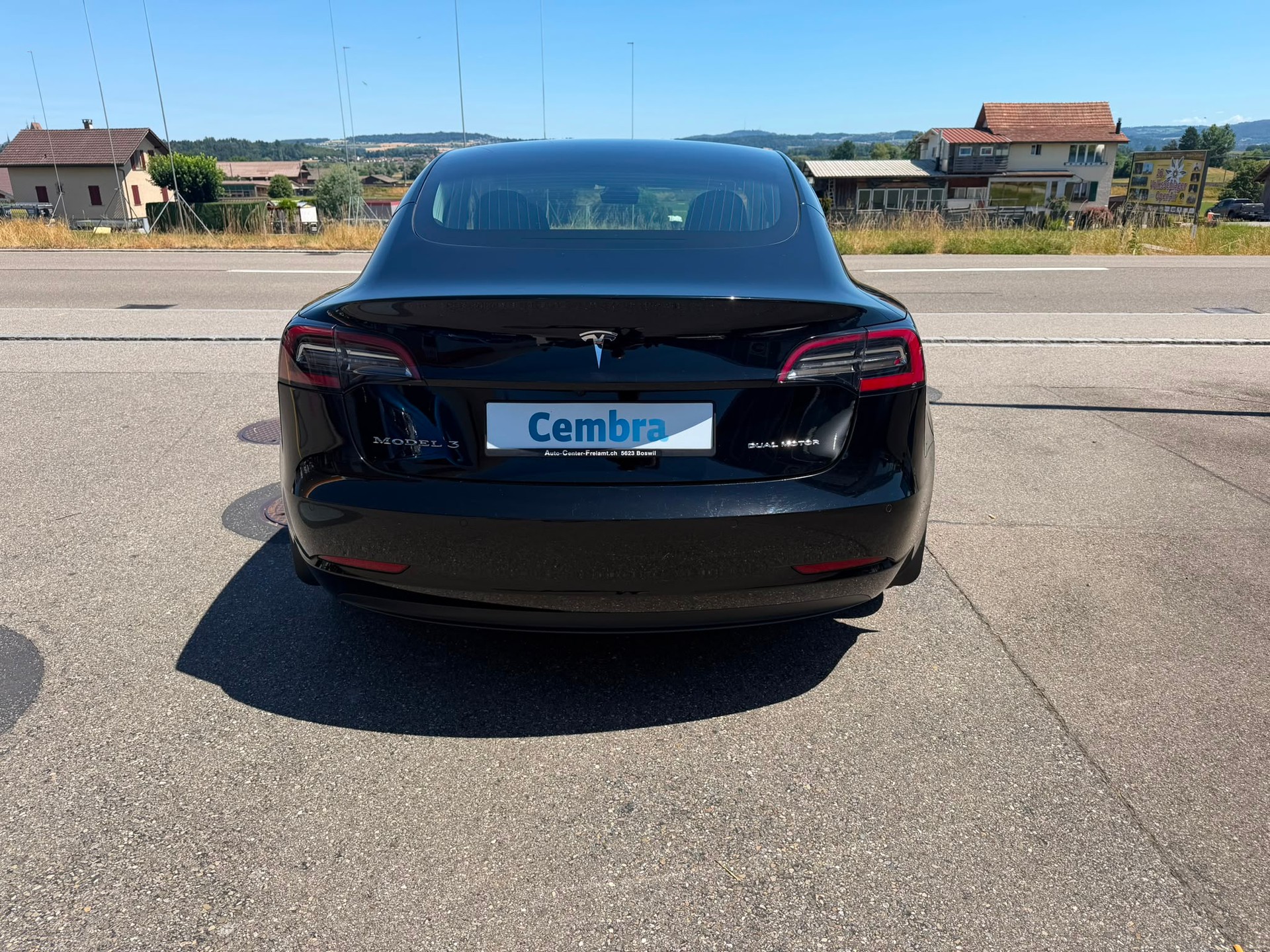 TESLA Model 3 Long Range Dual Motor AWD-image-3