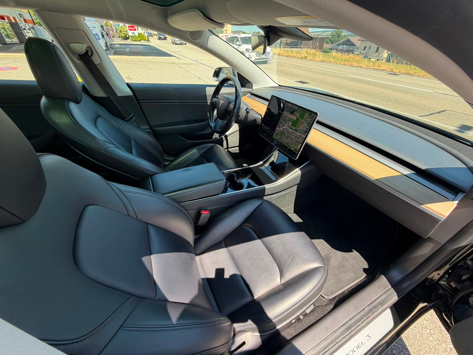 TESLA Model 3 Long Range Dual Motor AWD-image-12