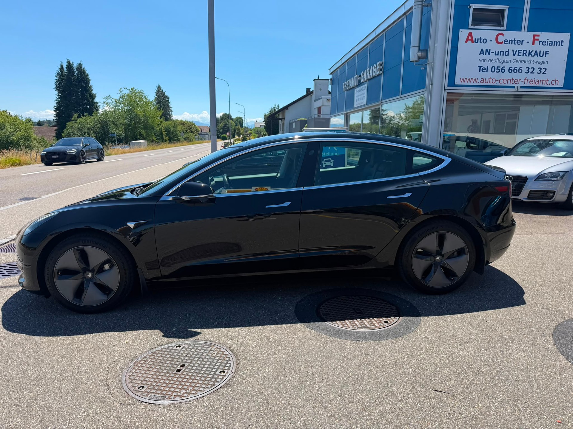 TESLA Model 3 Long Range Dual Motor AWD-image-1