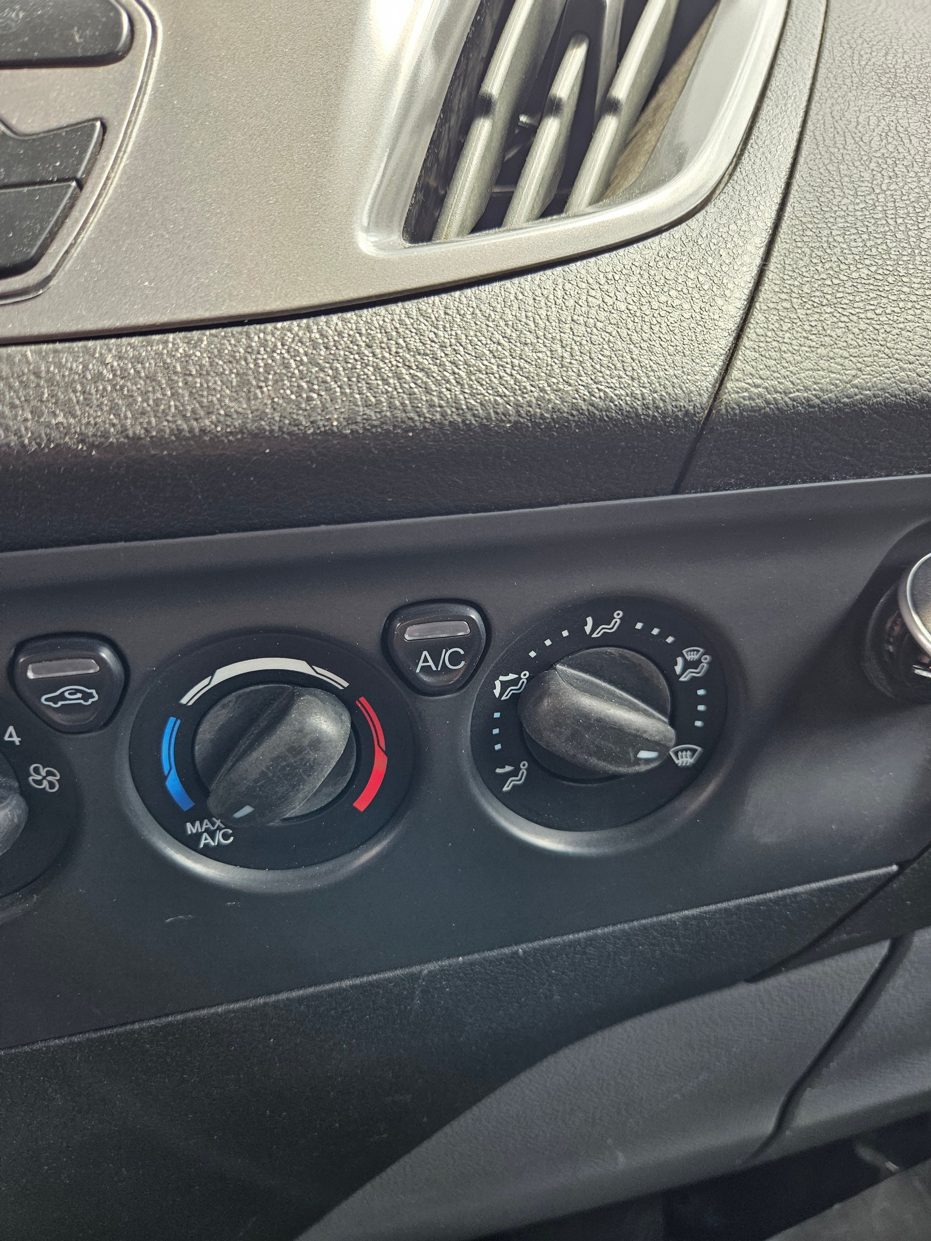 FORD Transit Custom Van 340 L1H1 Trend-image-6