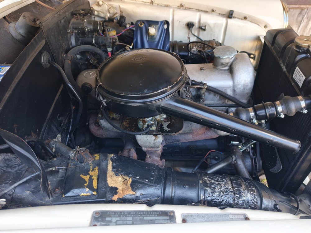 MERCEDES-BENZ 219-image-14