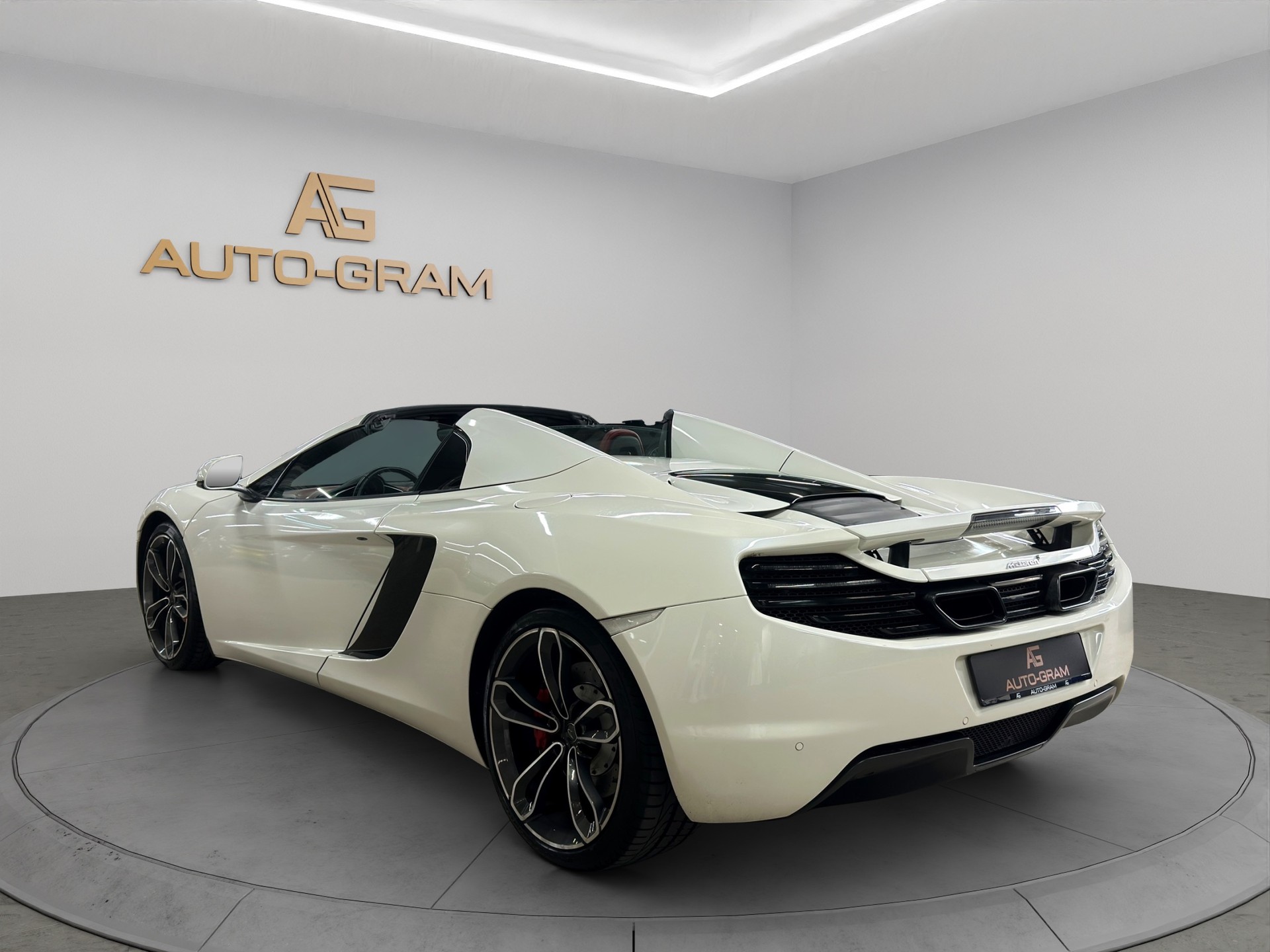 McLAREN MP4-12C Spider 3.8 V8 SSG-image-2