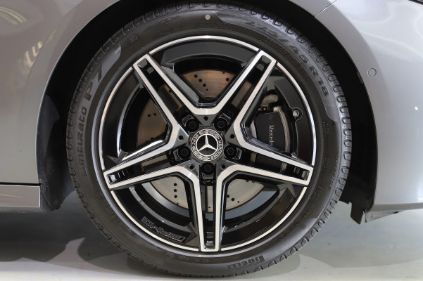 MERCEDES-BENZ A 250 4Matic 8G-DCT-image-12