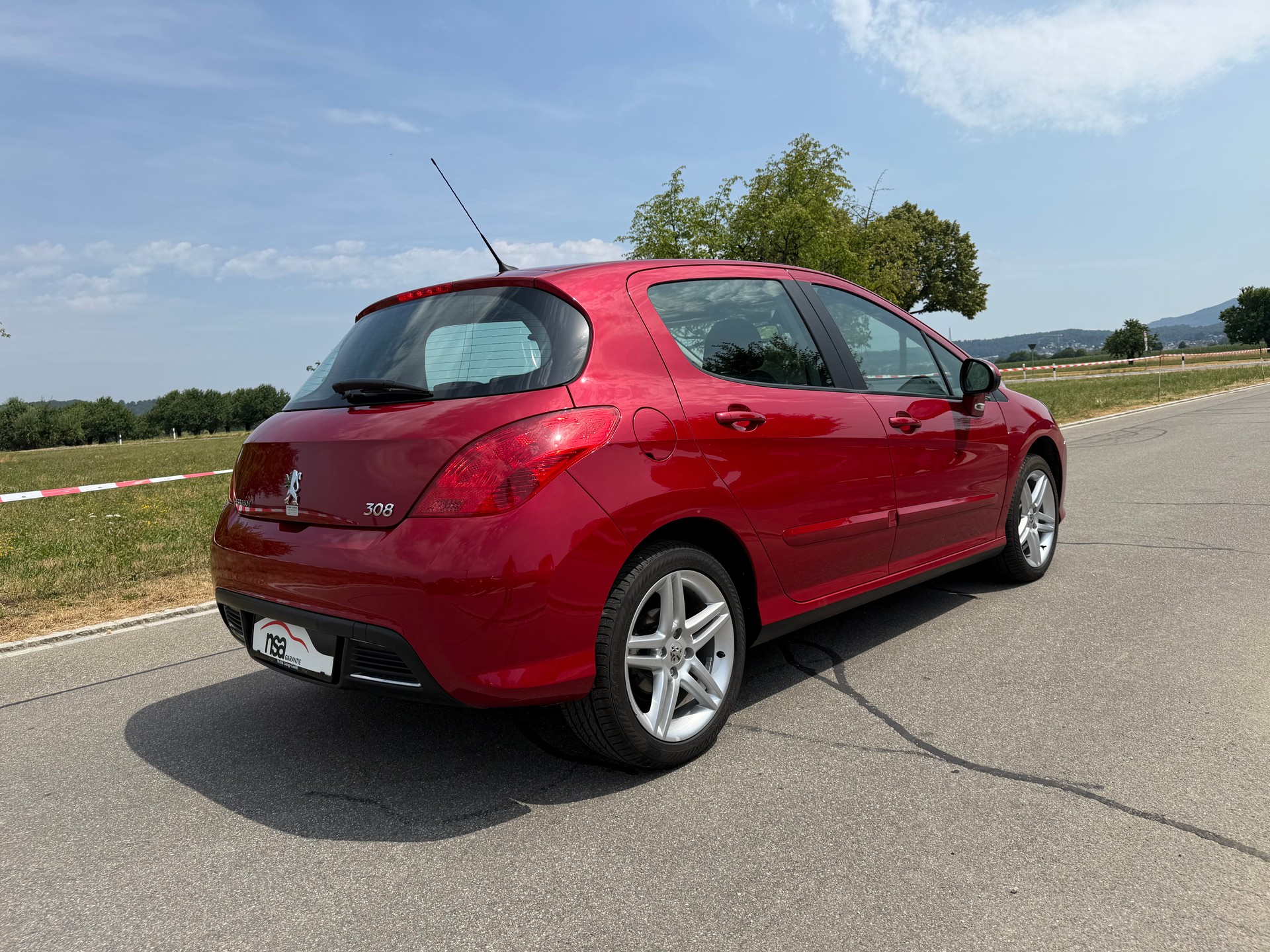 PEUGEOT 308 1.6 16V T Sport Pack Automatic-image-4