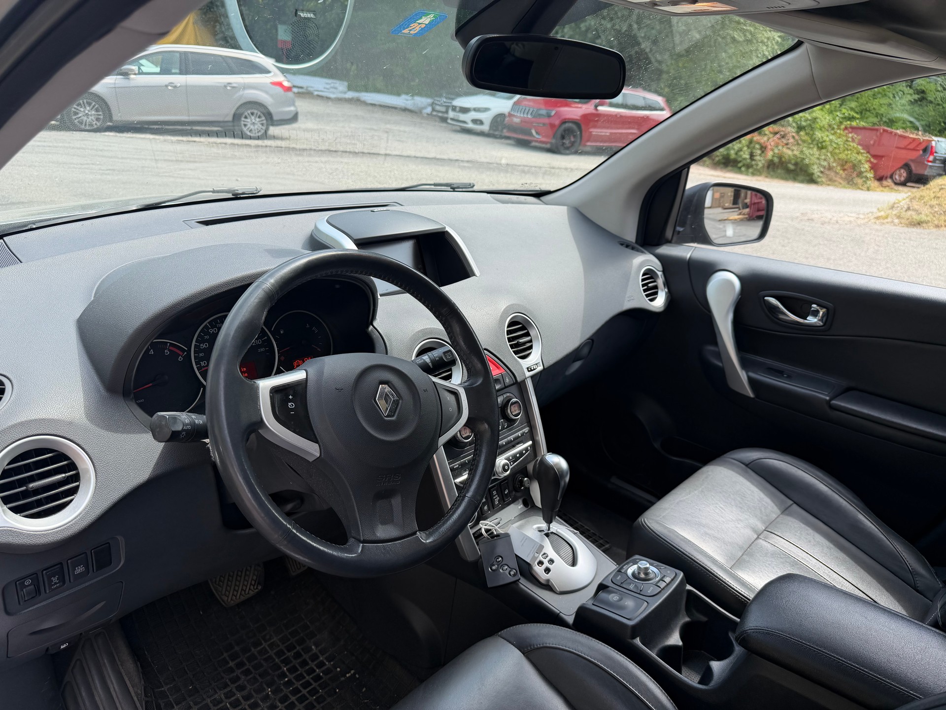RENAULT Koleos 2.0 dCi Dynamique 4x4 Automatic-image-9