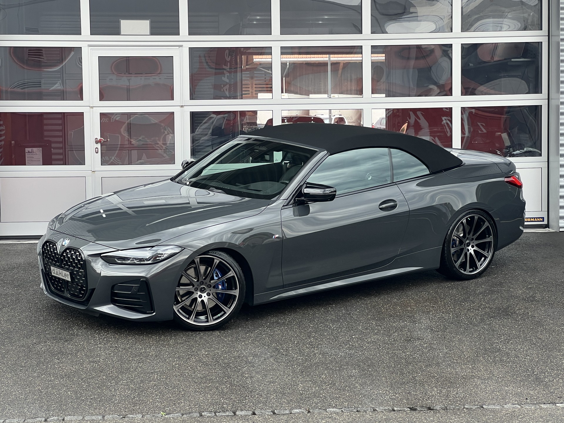 BMW M440i xDrive 48V Cabriolet Steptronic-image-4