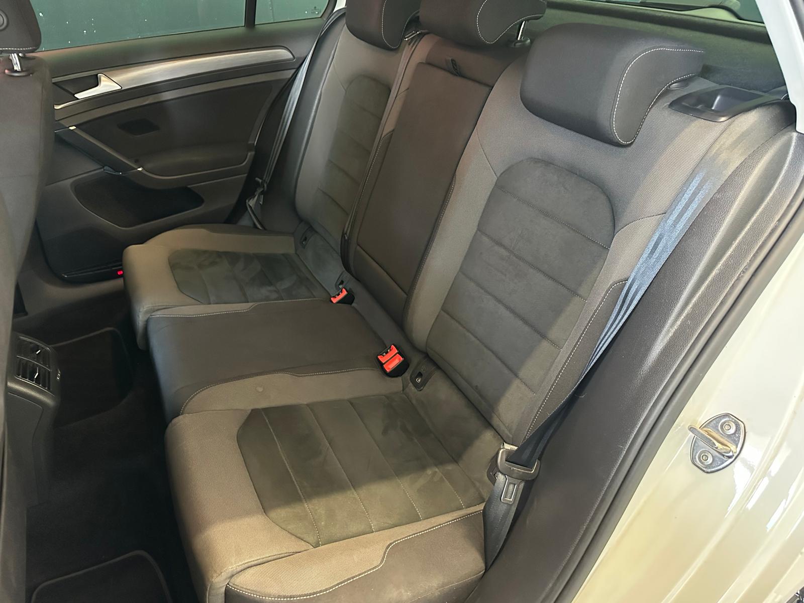 VW Golf 1.5 TSI EVO Edition 45 DSG-image-10
