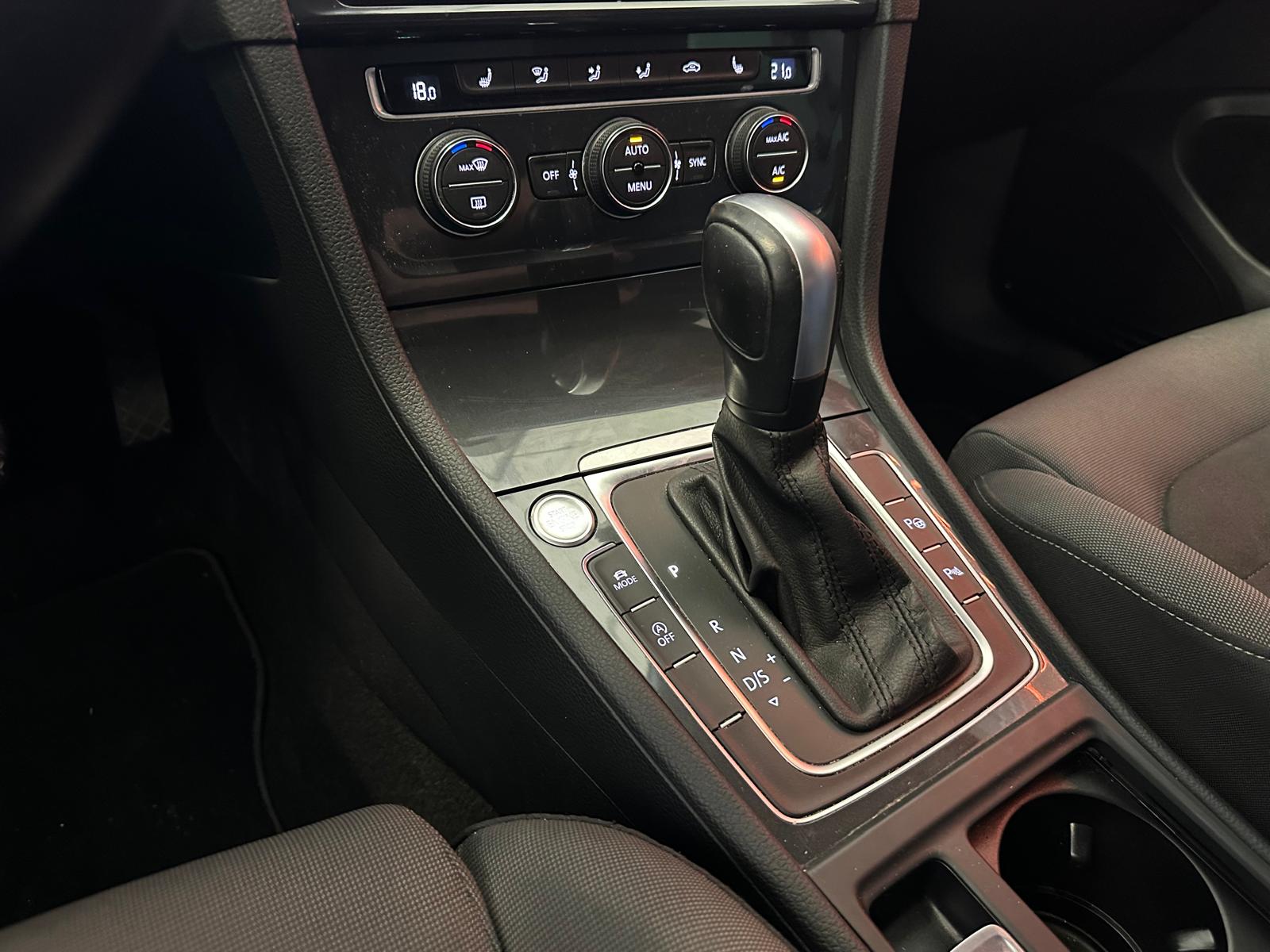 VW Golf 1.5 TSI EVO Edition 45 DSG-image-22