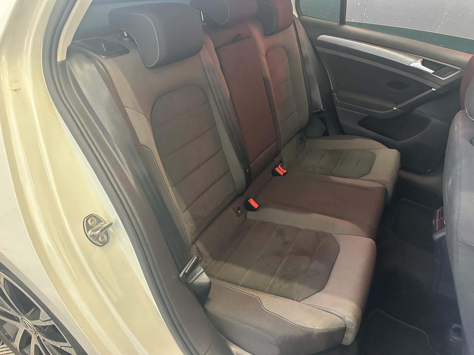 VW Golf 1.5 TSI EVO Edition 45 DSG-image-9