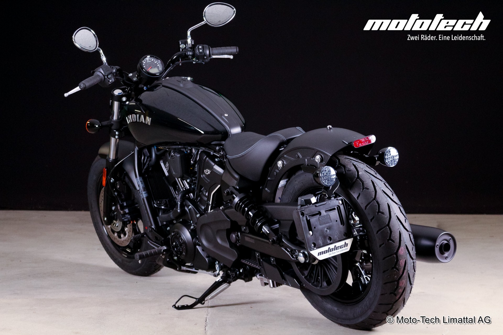 INDIAN Scout Sixty Bobber-showroom-element-3