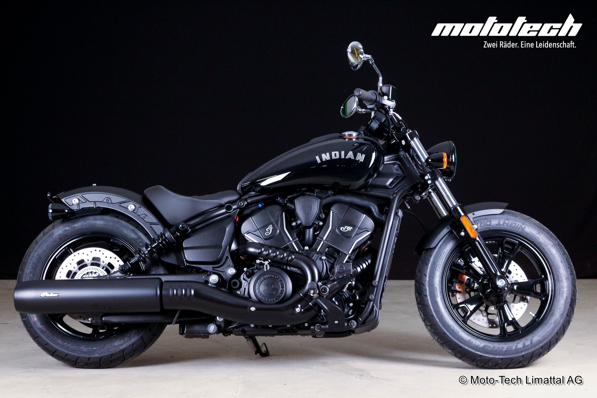 INDIAN Scout Sixty Bobber-showroom-element-1
