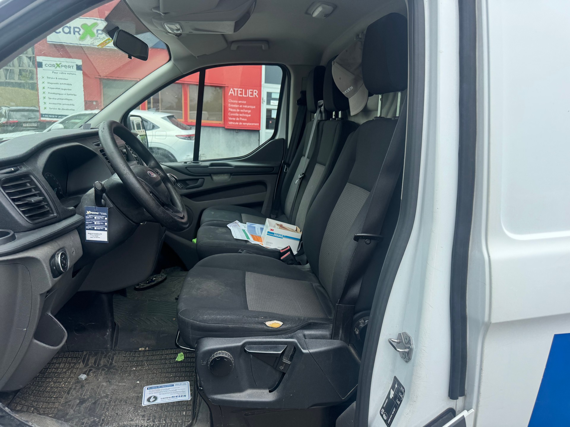FORD Transit Custom Van 280 L1H1Trend-image-8