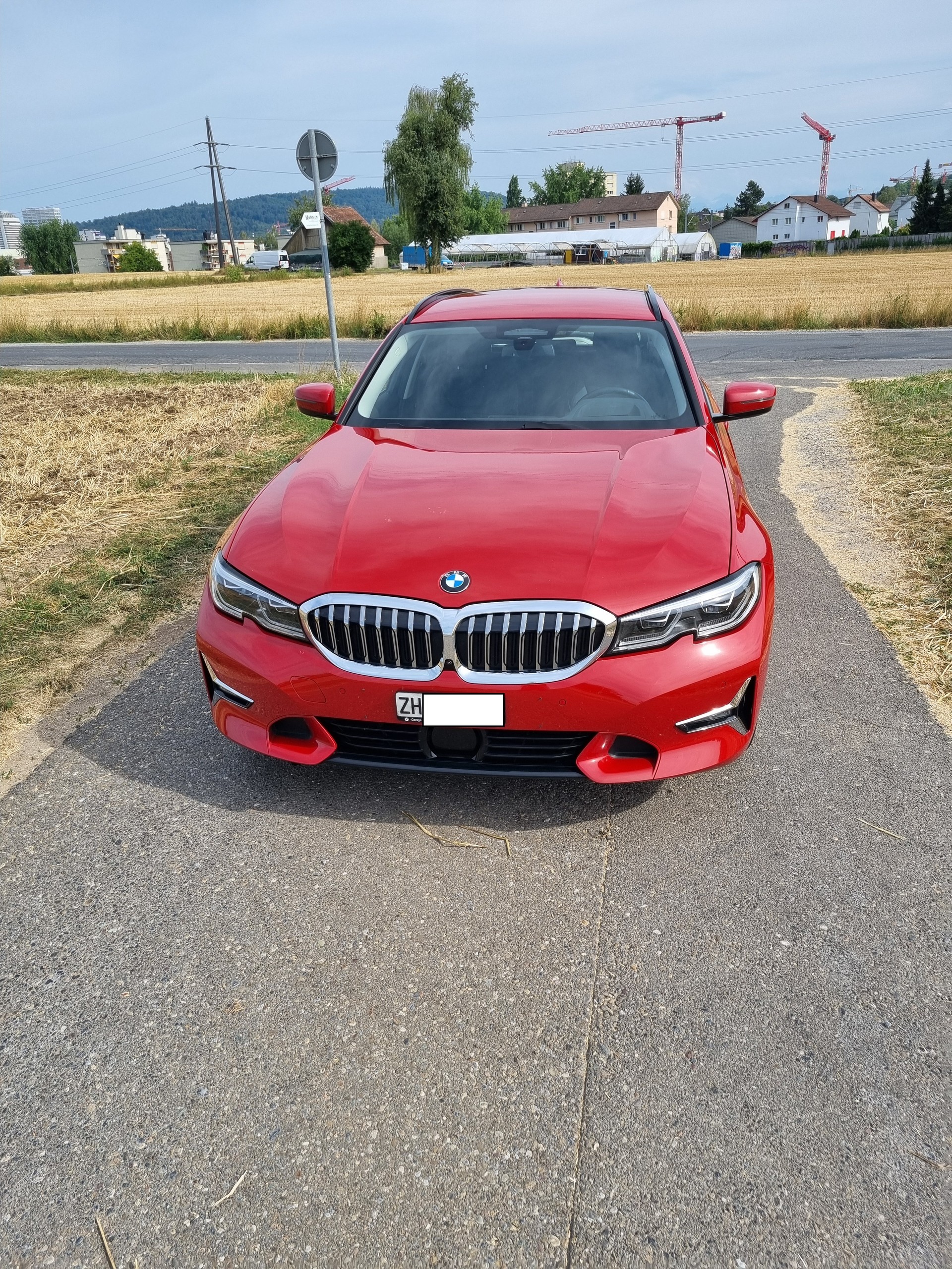 BMW 320d xDrive-image-0