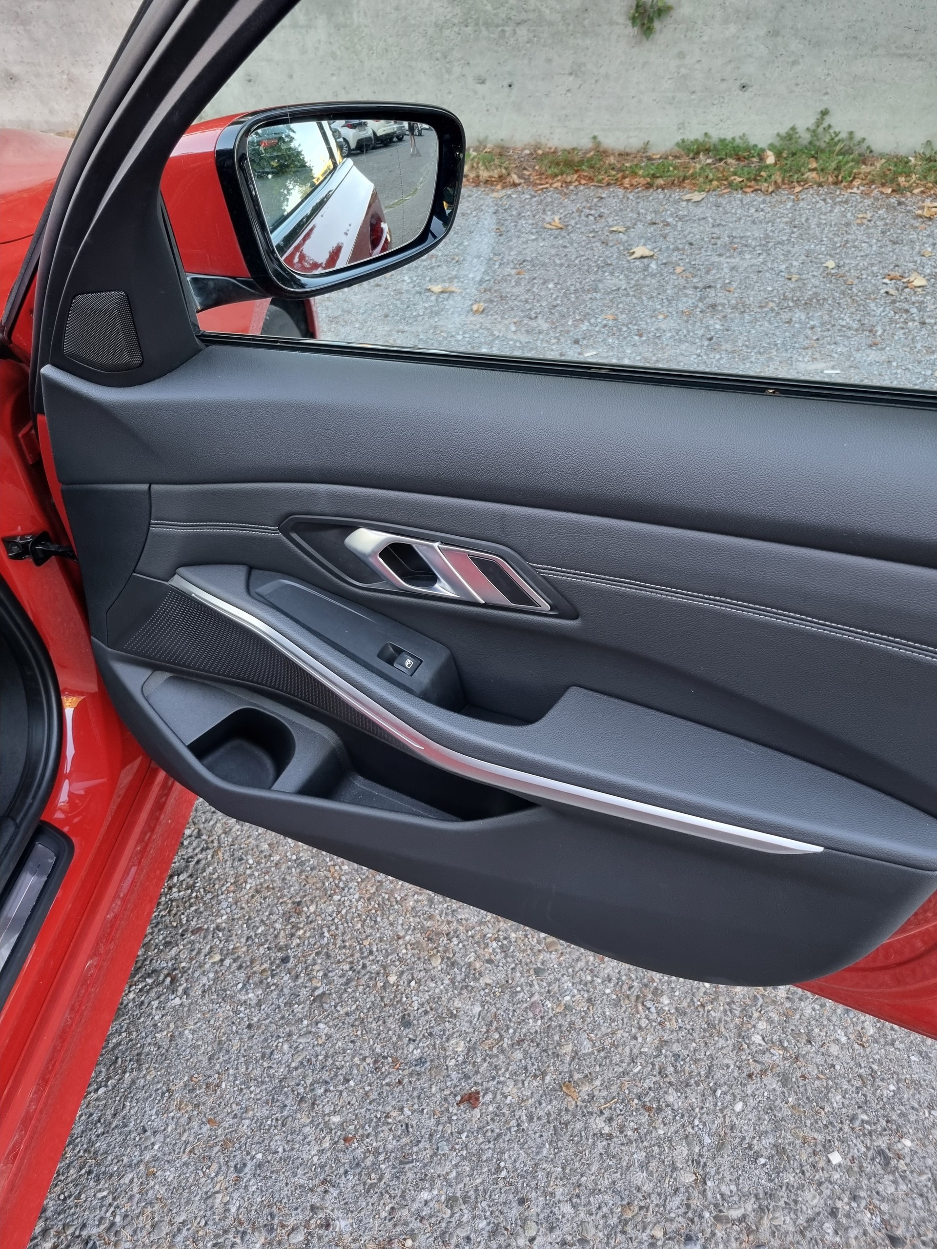 BMW 320d xDrive Touring Luxury Line-image-9