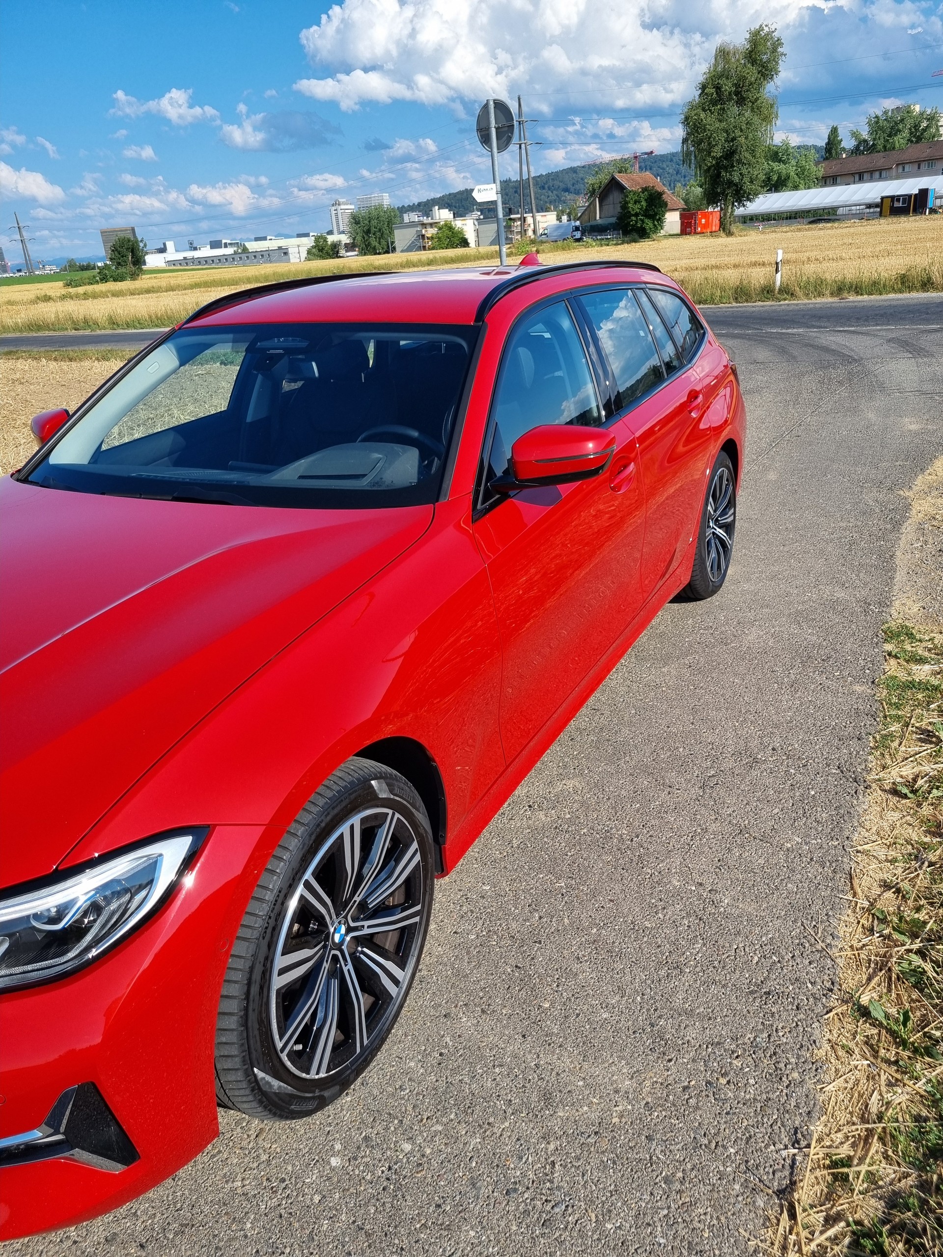 BMW 320d xDrive-image-1
