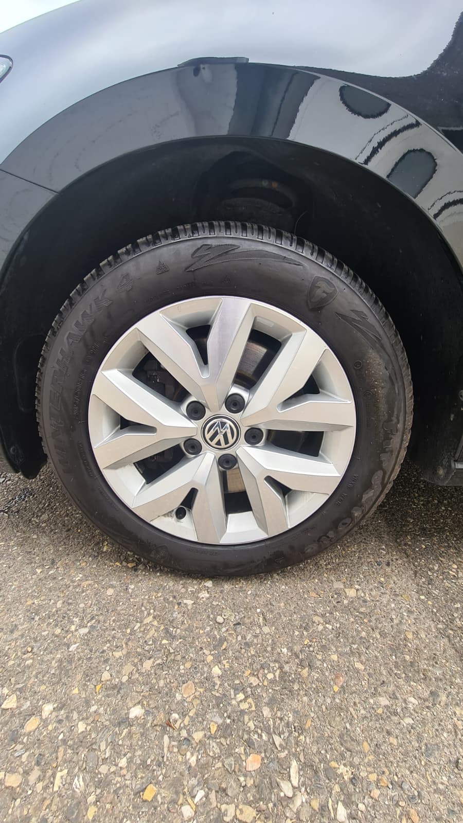 VW Touran 2.0 TDI BlueMotion Technology Comfortline DSG ** 7-Plätzer ** Gr-Navi ** RF-Kamera ** ACC ** Sitzheizung ** Ab MFK **-image-18
