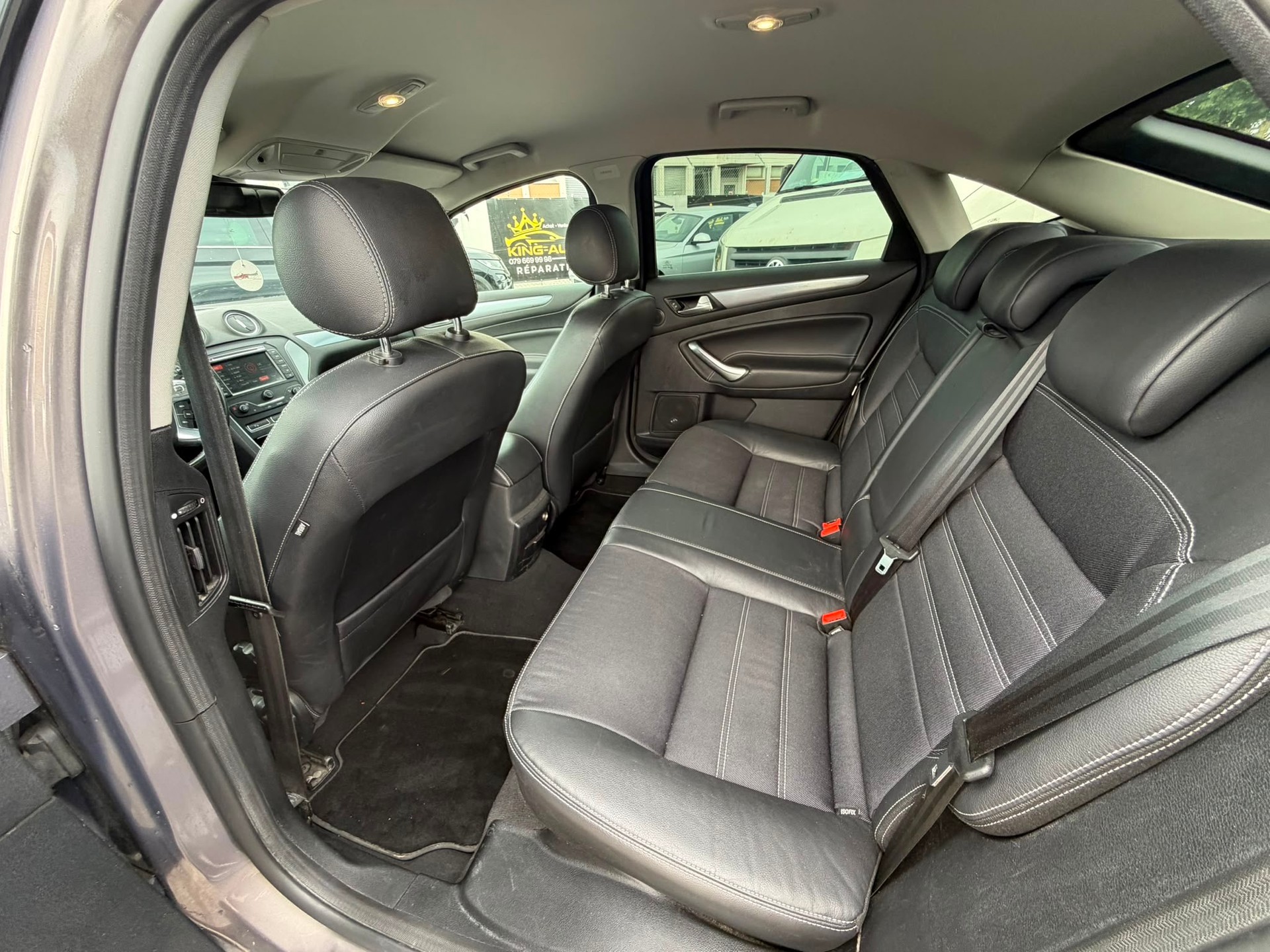 FORD Mondeo 2.0 TDCi 16V Carving PowerShift-image-15