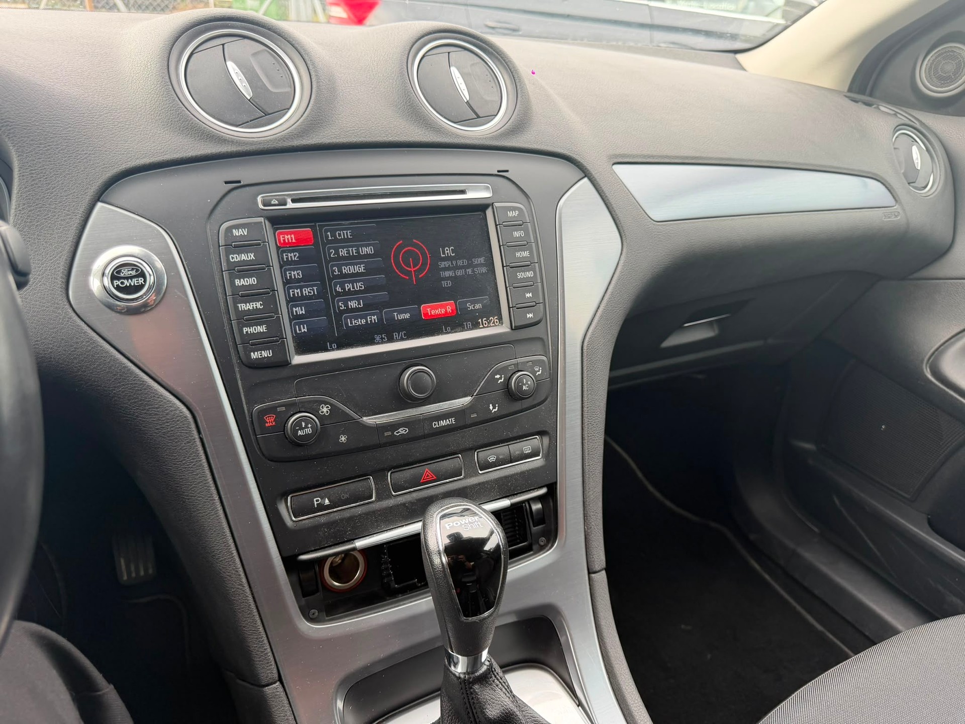FORD Mondeo 2.0 TDCi 16V Carving PowerShift-image-12