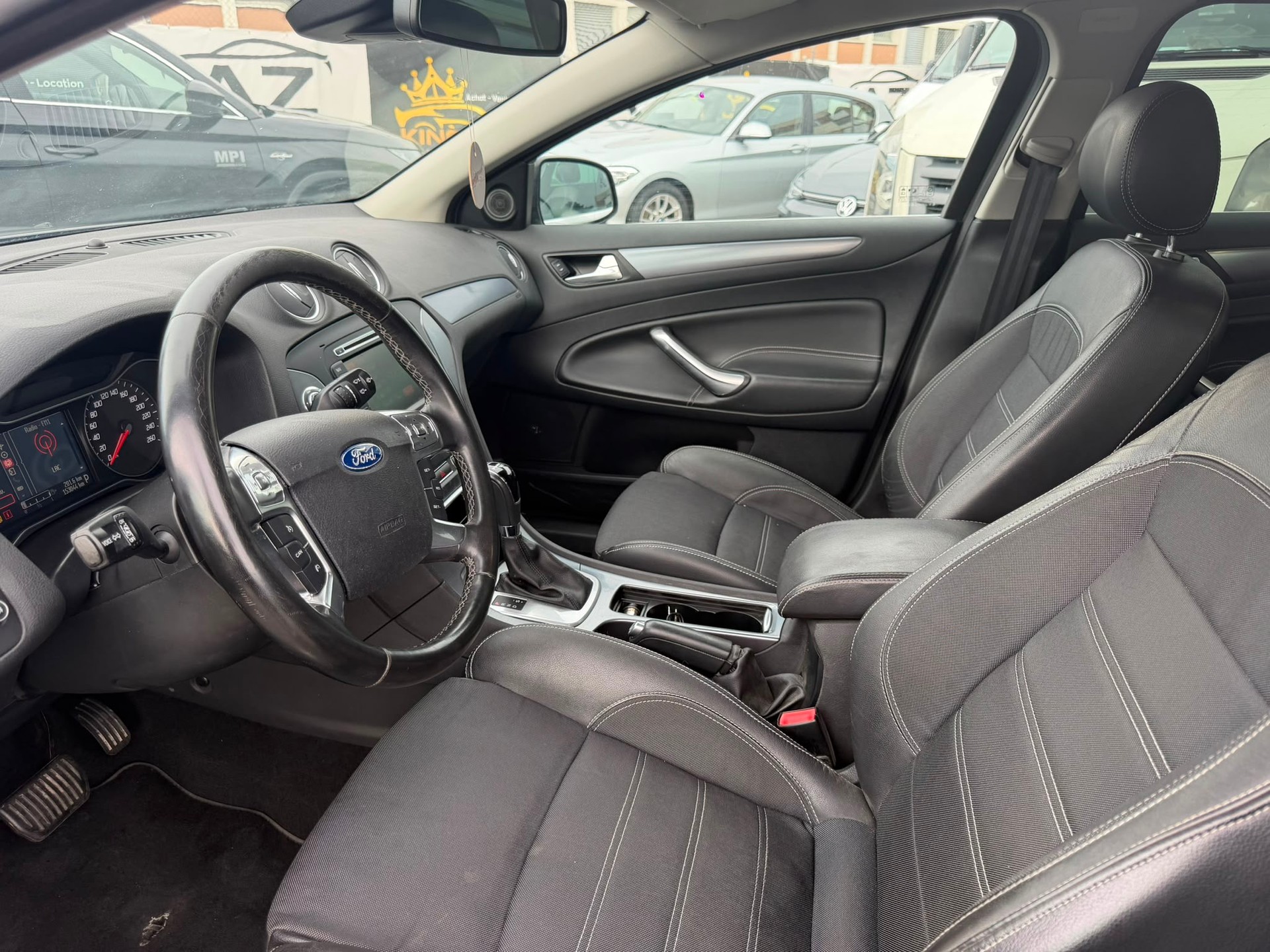 FORD Mondeo 2.0 TDCi 16V Carving PowerShift-image-8