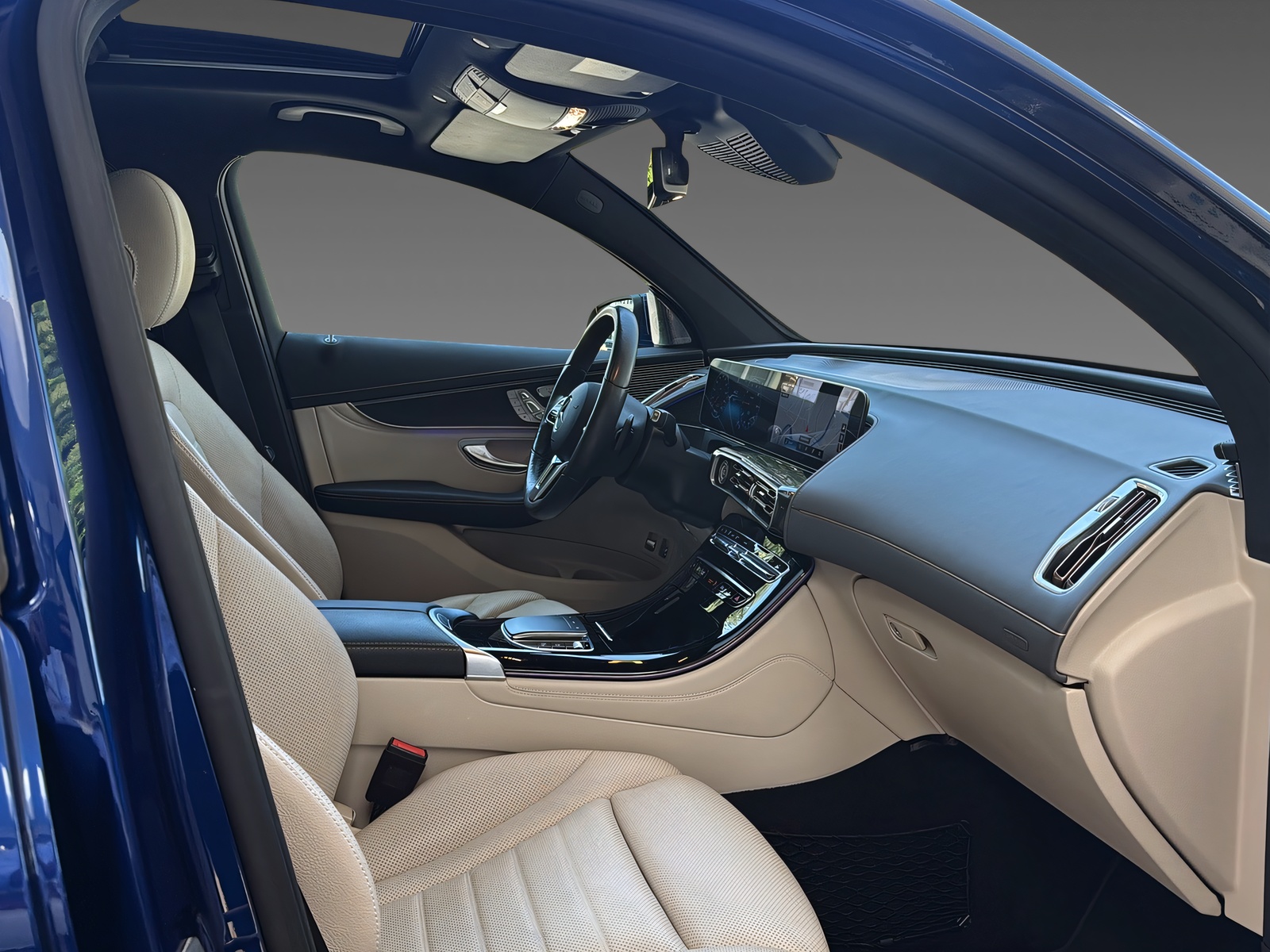 MERCEDES-BENZ EQC 400 AMG Line 4Matic-image-11