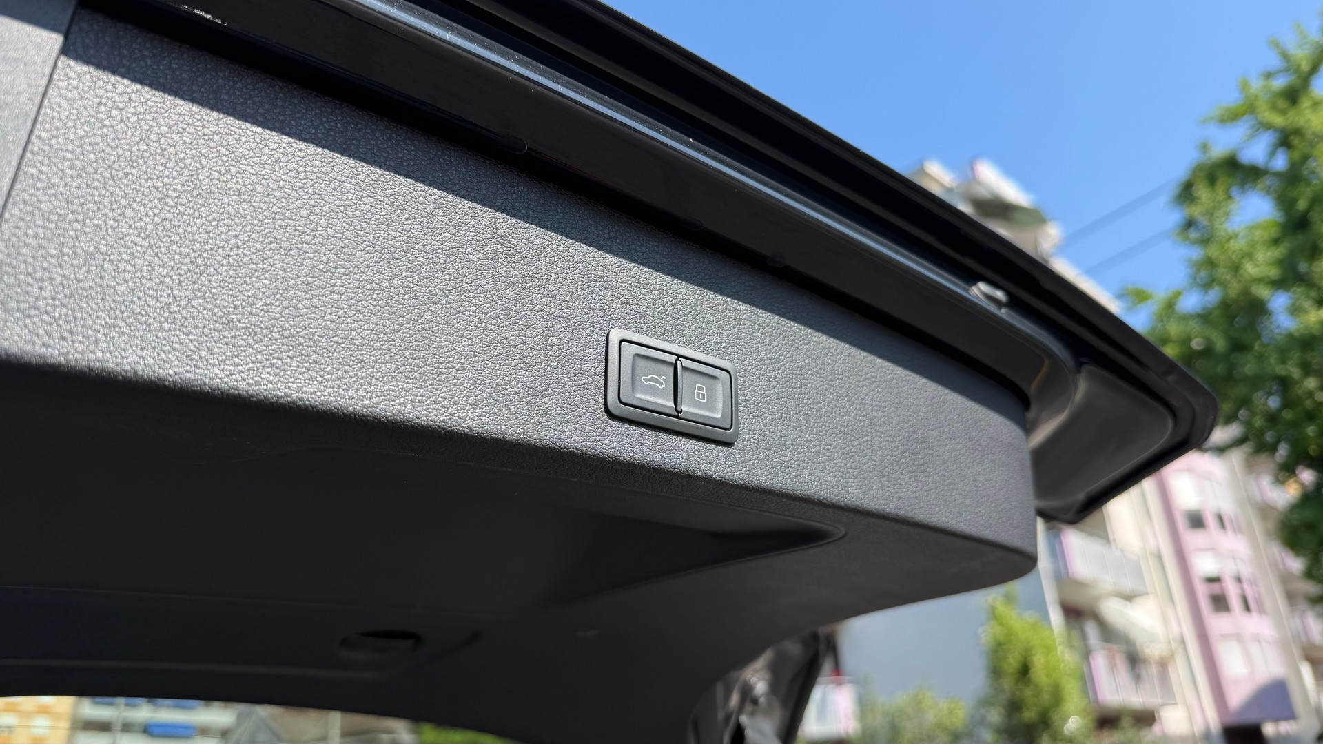AUDI Q2 35 TFSI S line S-tronic-image-5