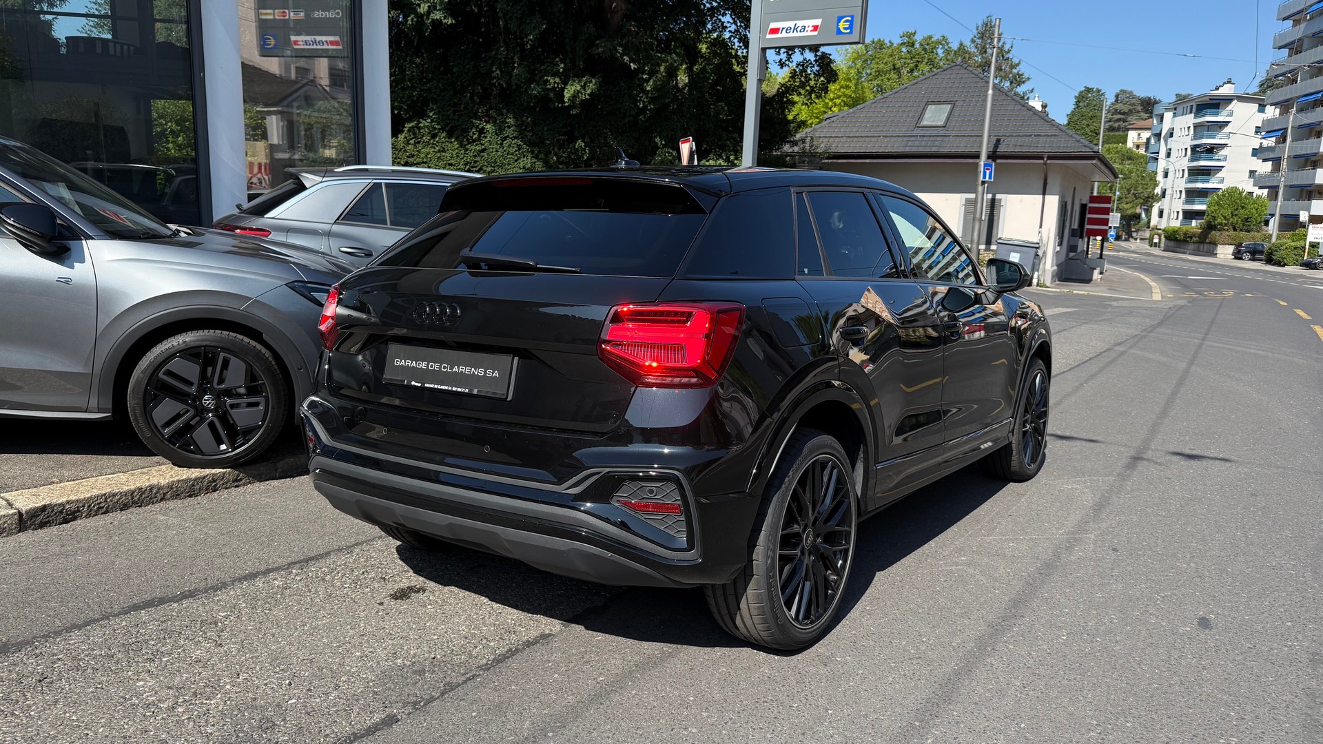 AUDI Q2 35 TFSI S line S-tronic-image-3