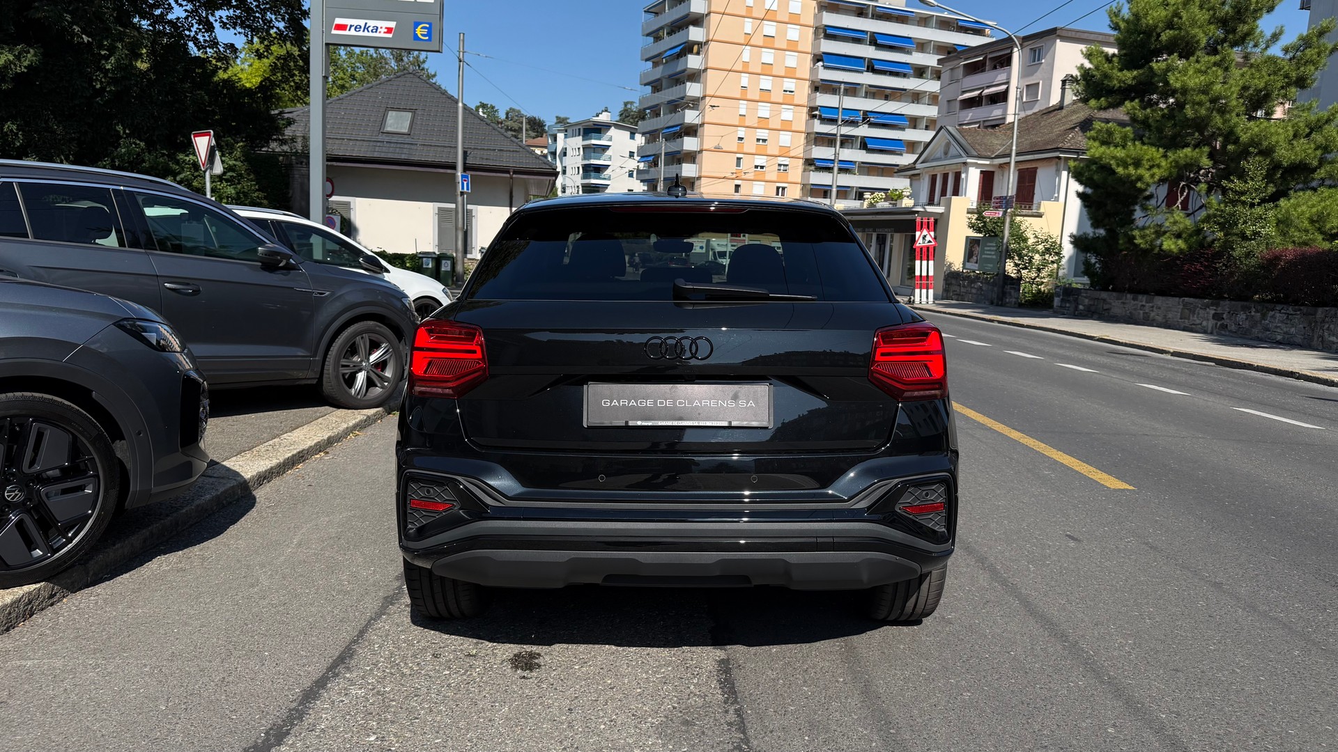 AUDI Q2 35 TFSI S line S-tronic-image-4