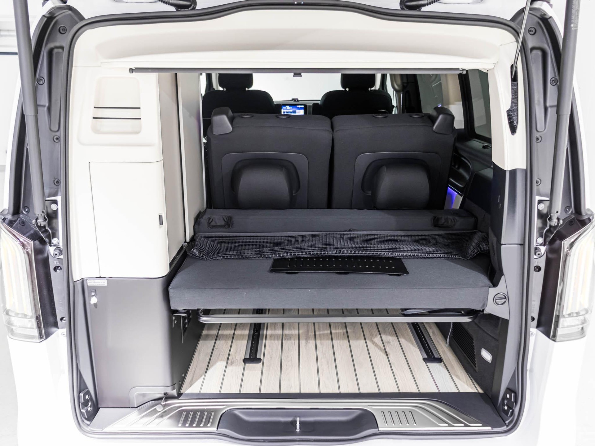 MERCEDES-BENZ Marco Polo 250 d 4MATIC-image-12