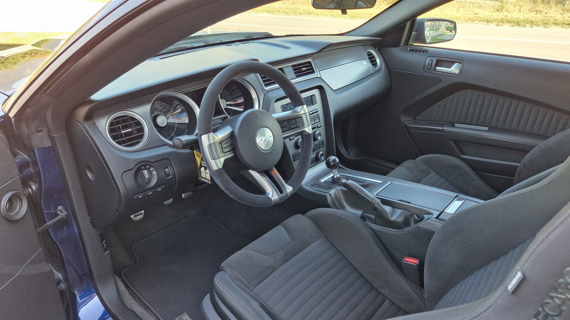 FORD Mustang Boss 302-image-8