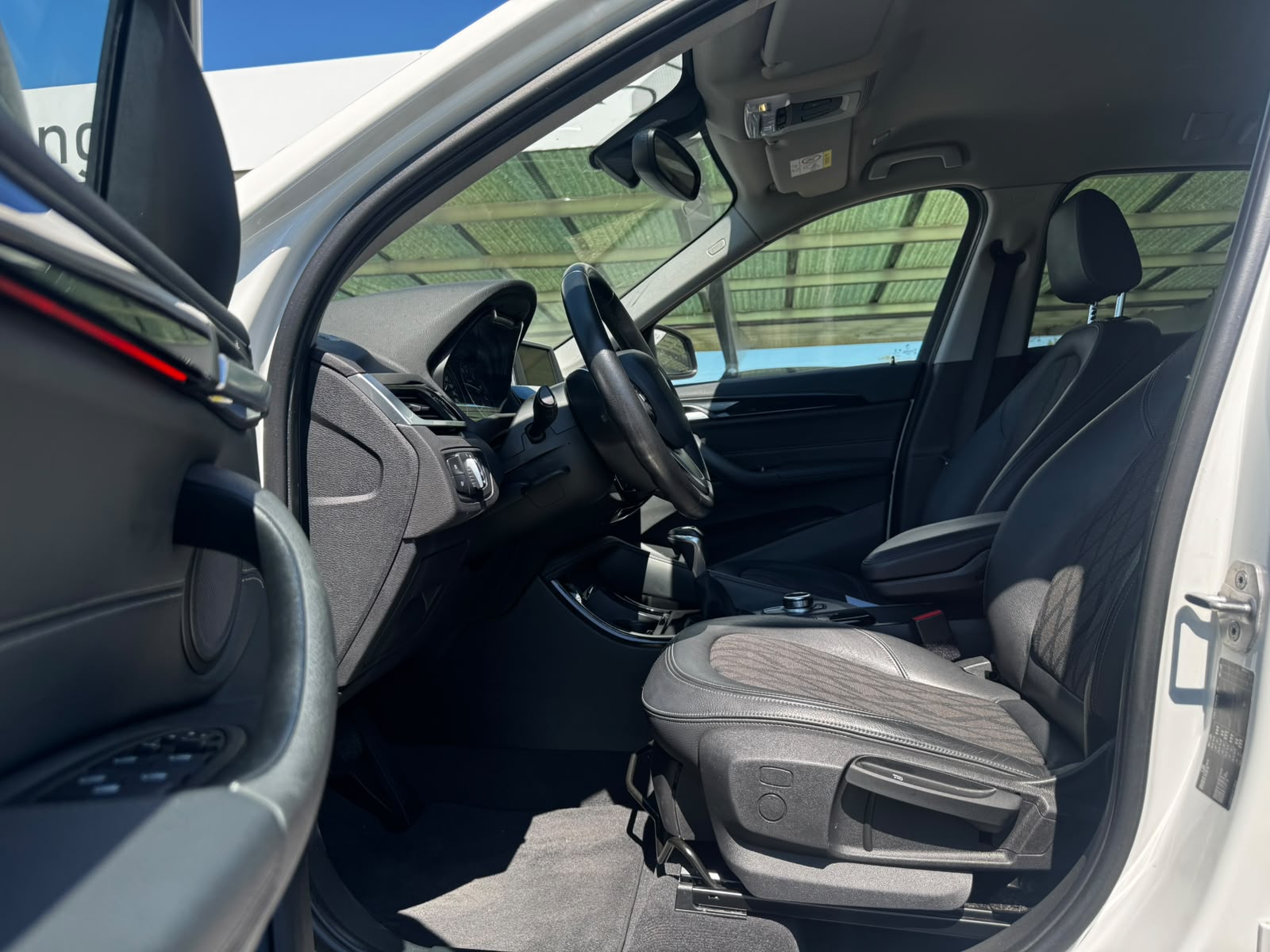BMW X1 sDrive 18i Steptronic-image-8