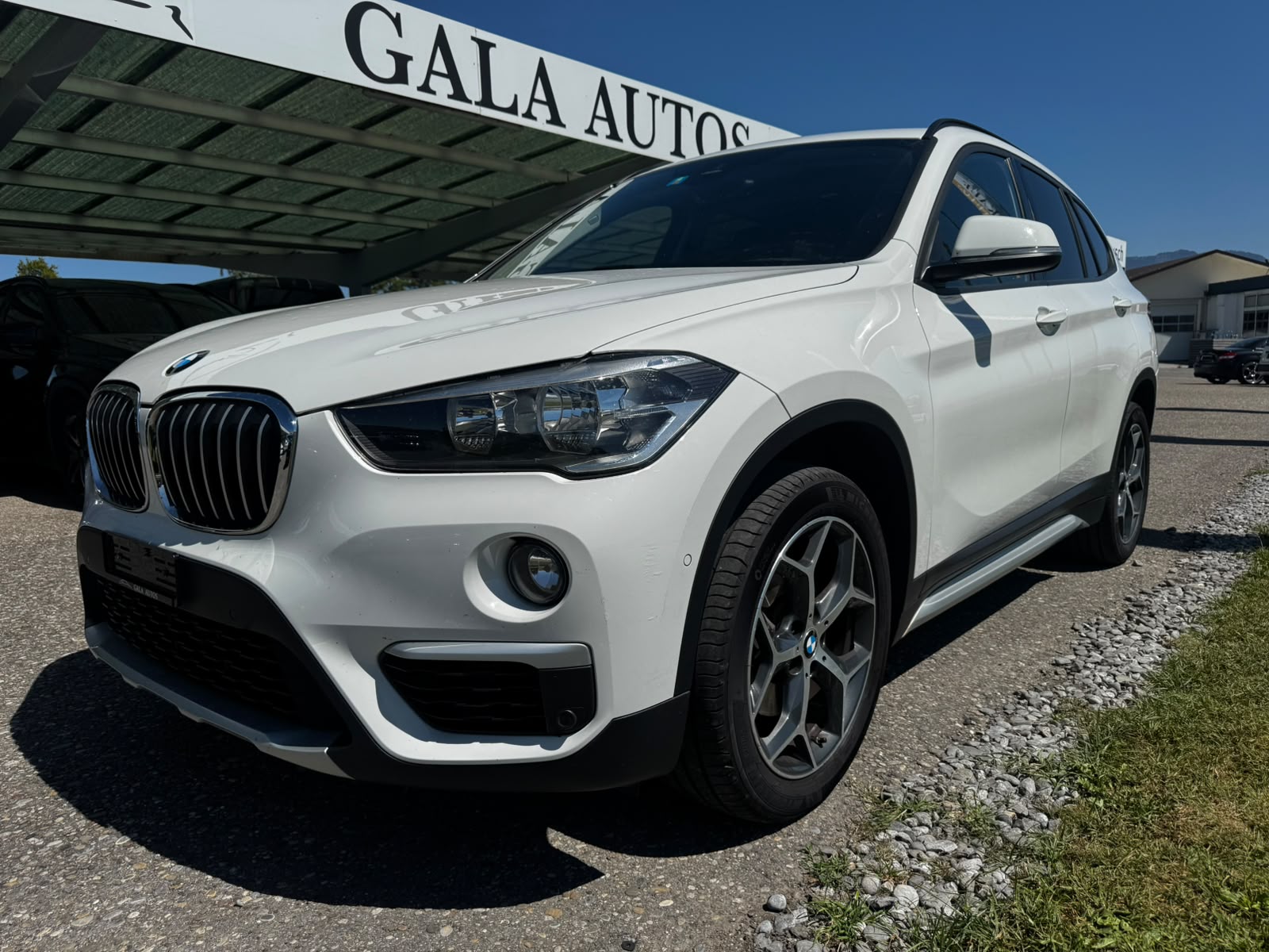 BMW X1 sDrive 18i Steptronic-image-0