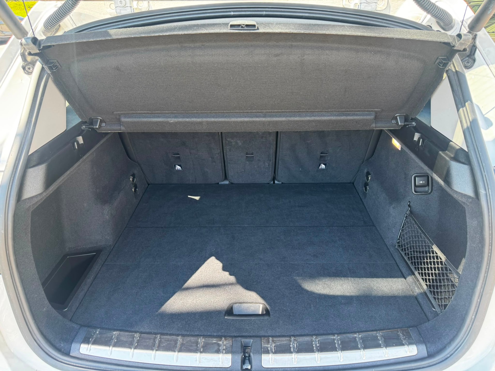 BMW X1 sDrive 18i Steptronic-image-11
