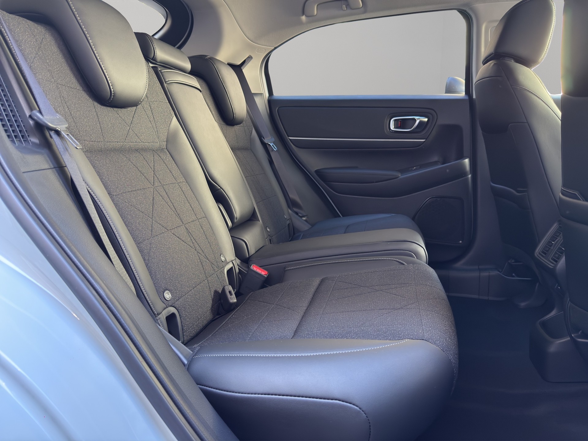 HONDA HR-V 1.5 i-MMD Advance-image-16