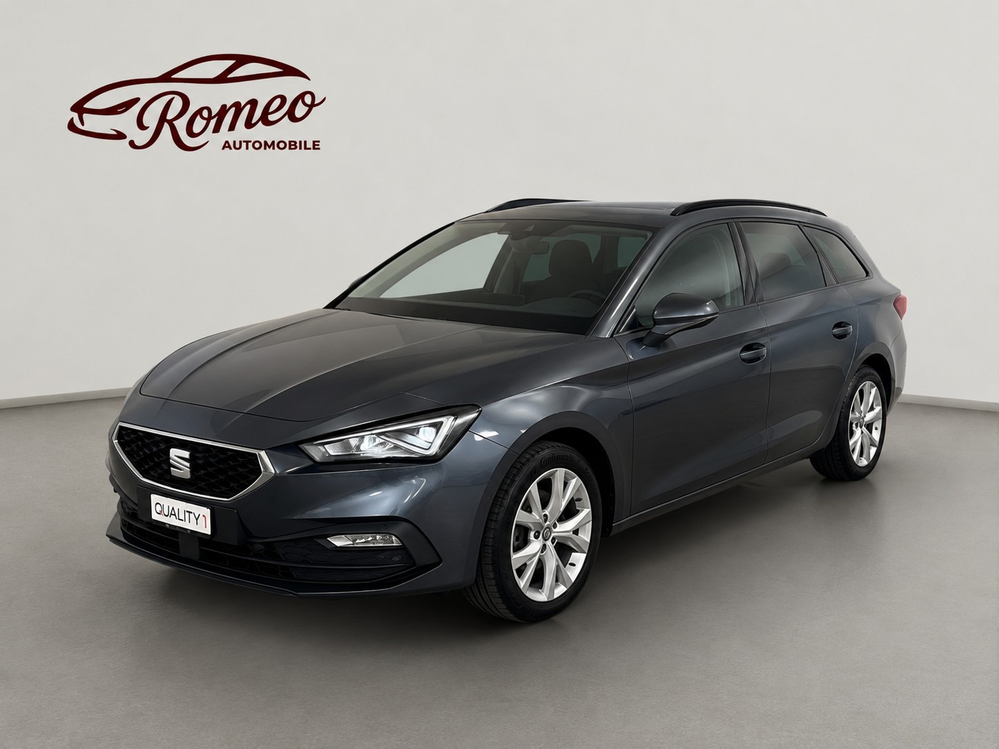 SEAT Leon ST 1.5 eTSI Mild Hybrid DSG Style ** Ab MFK & Service ** CH Fahrzeug ** 1. Hand **-image-0