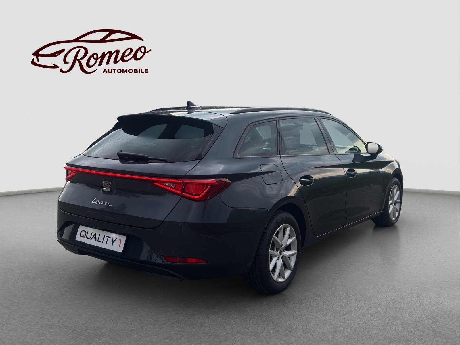 SEAT Leon ST 1.5 eTSI Mild Hybrid DSG Style ** Ab MFK & Service ** CH Fahrzeug ** 1. Hand **-image-4