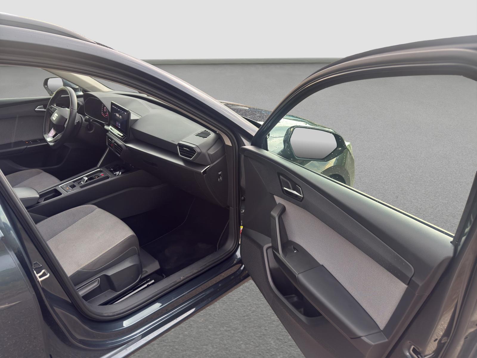 SEAT Leon ST 1.5 eTSI Mild Hybrid DSG Style ** Ab MFK & Service ** CH Fahrzeug ** 1. Hand **-image-10