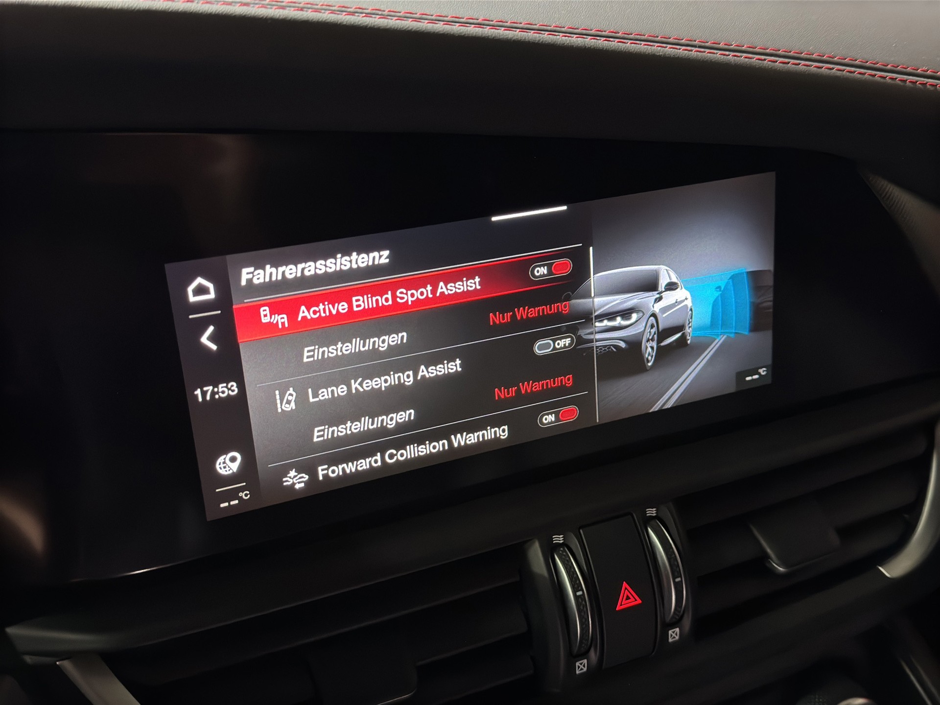 ALFA ROMEO Giulia 2.0 Competizione Q4 AT8-image-18