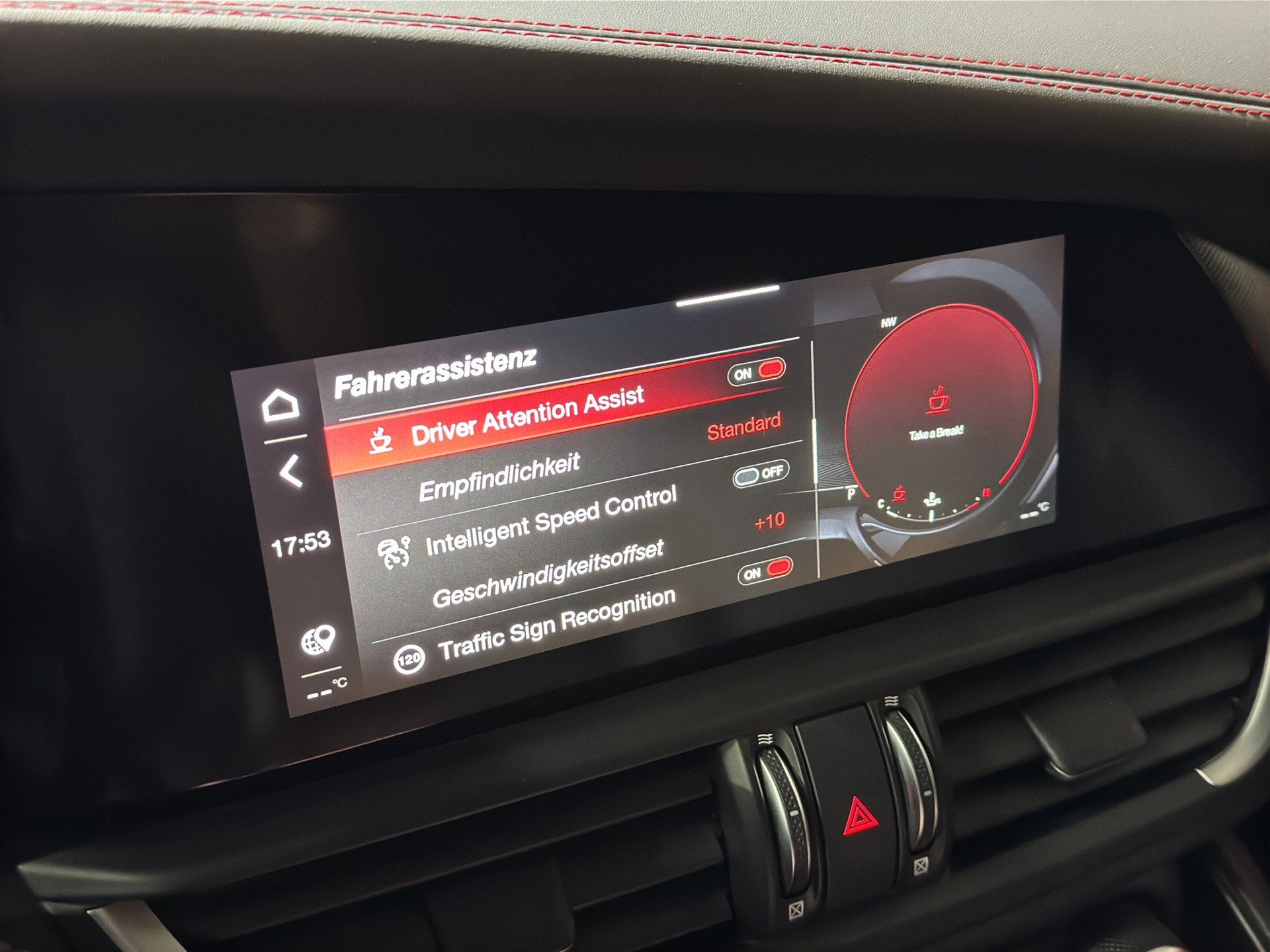 ALFA ROMEO Giulia 2.0 Competizione Q4 AT8-image-19