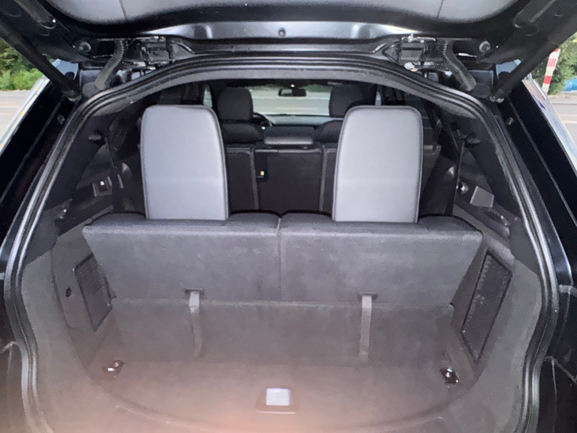 LAND ROVER Discovery Sport 2.0 Si4 HSE Luxury AT9-image-10