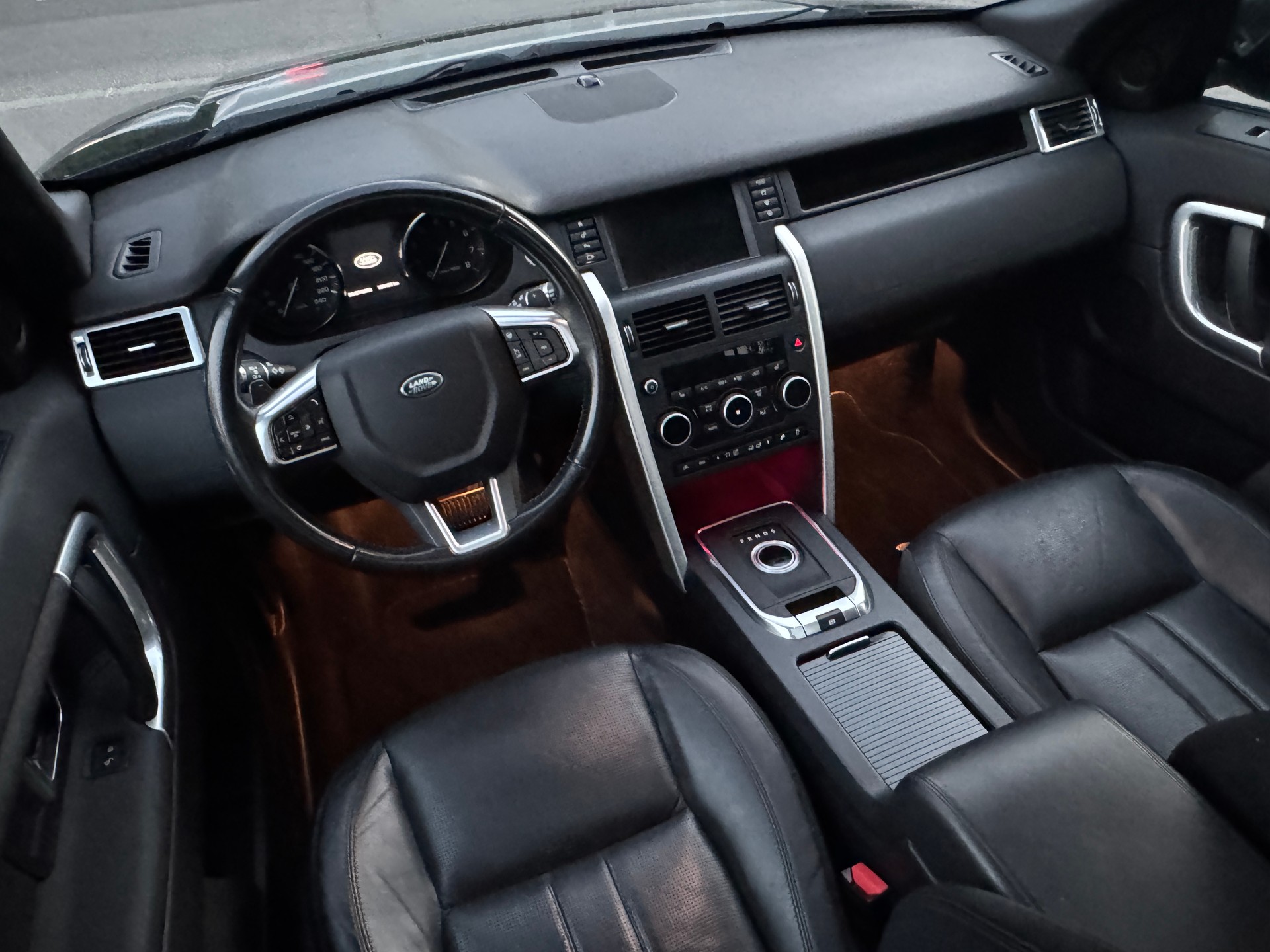 LAND ROVER Discovery Sport 2.0 Si4 HSE Luxury AT9-image-11