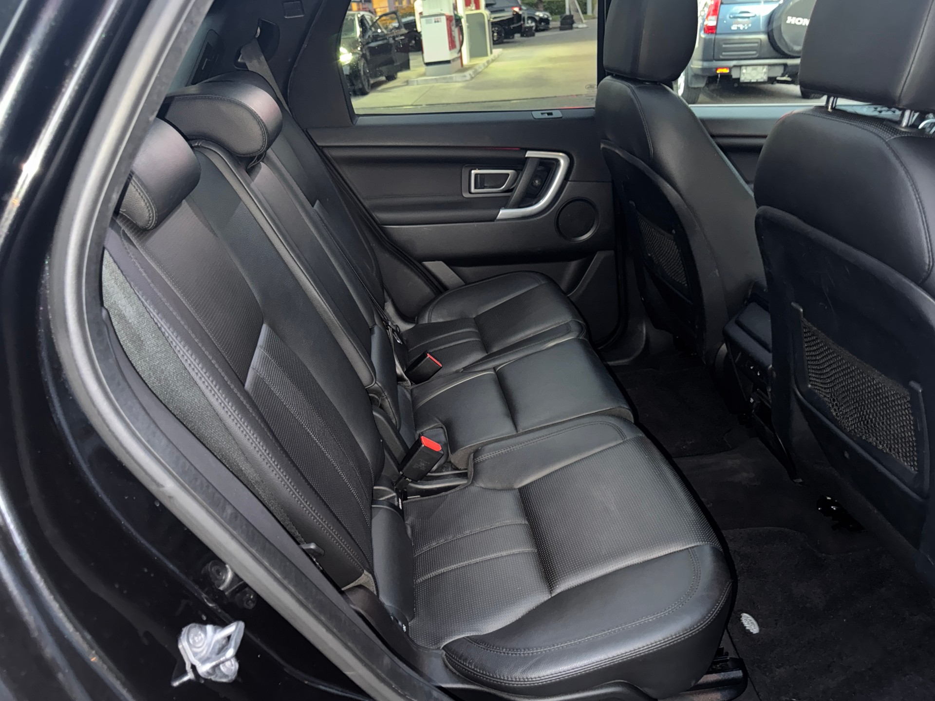 LAND ROVER Discovery Sport 2.0 Si4 HSE Luxury AT9-image-8