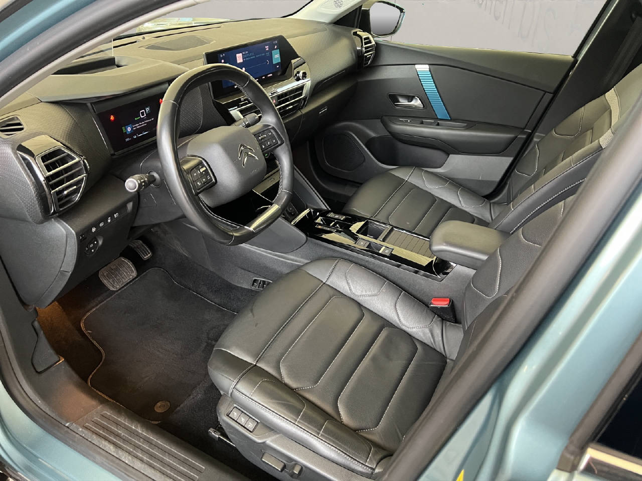 CITROEN e-C4 Shine Pack-image-10