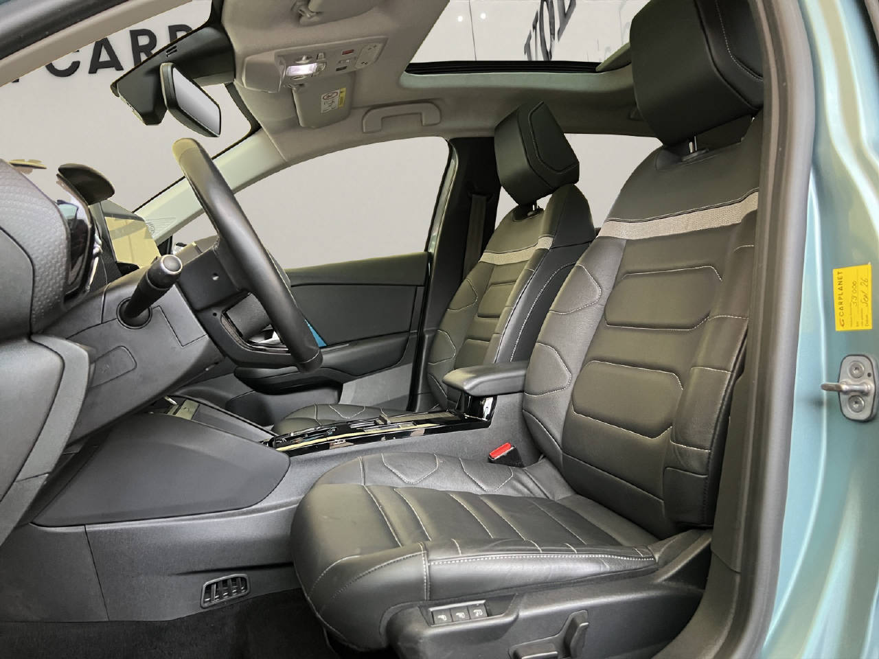 CITROEN e-C4 Shine Pack-image-12